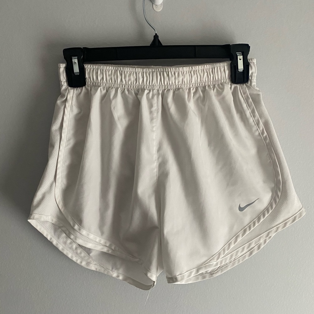 Nike women’s running shorts